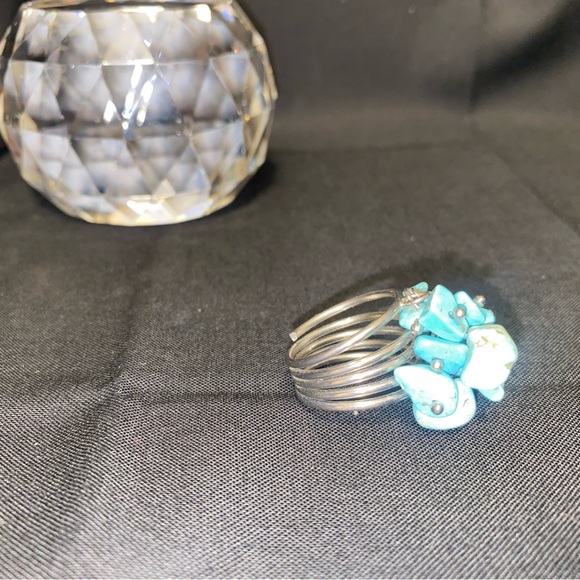 Turquoise Silver Ring - Picture 5 of 9